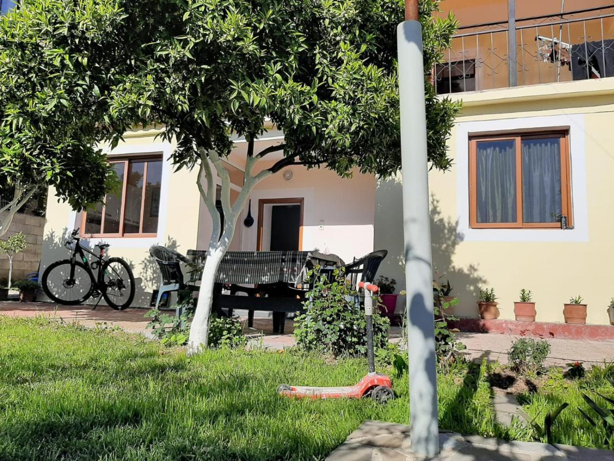 Guest House Noah&Kristel Berat Bagian luar foto