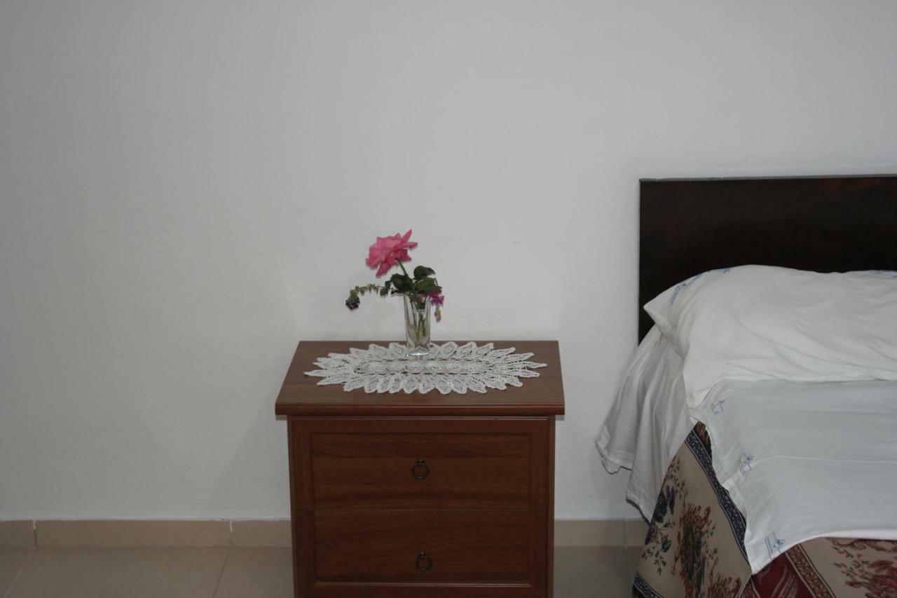 Guest House Noah&Kristel Berat Bagian luar foto